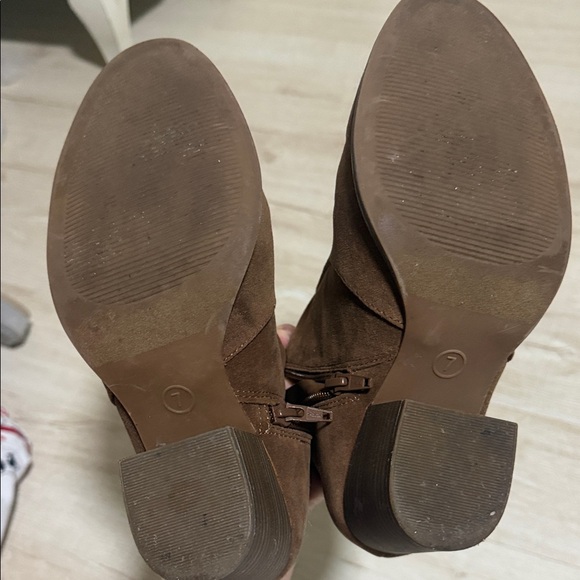 Universal Thread Tan Ankle Booties - Picture 6 of 6